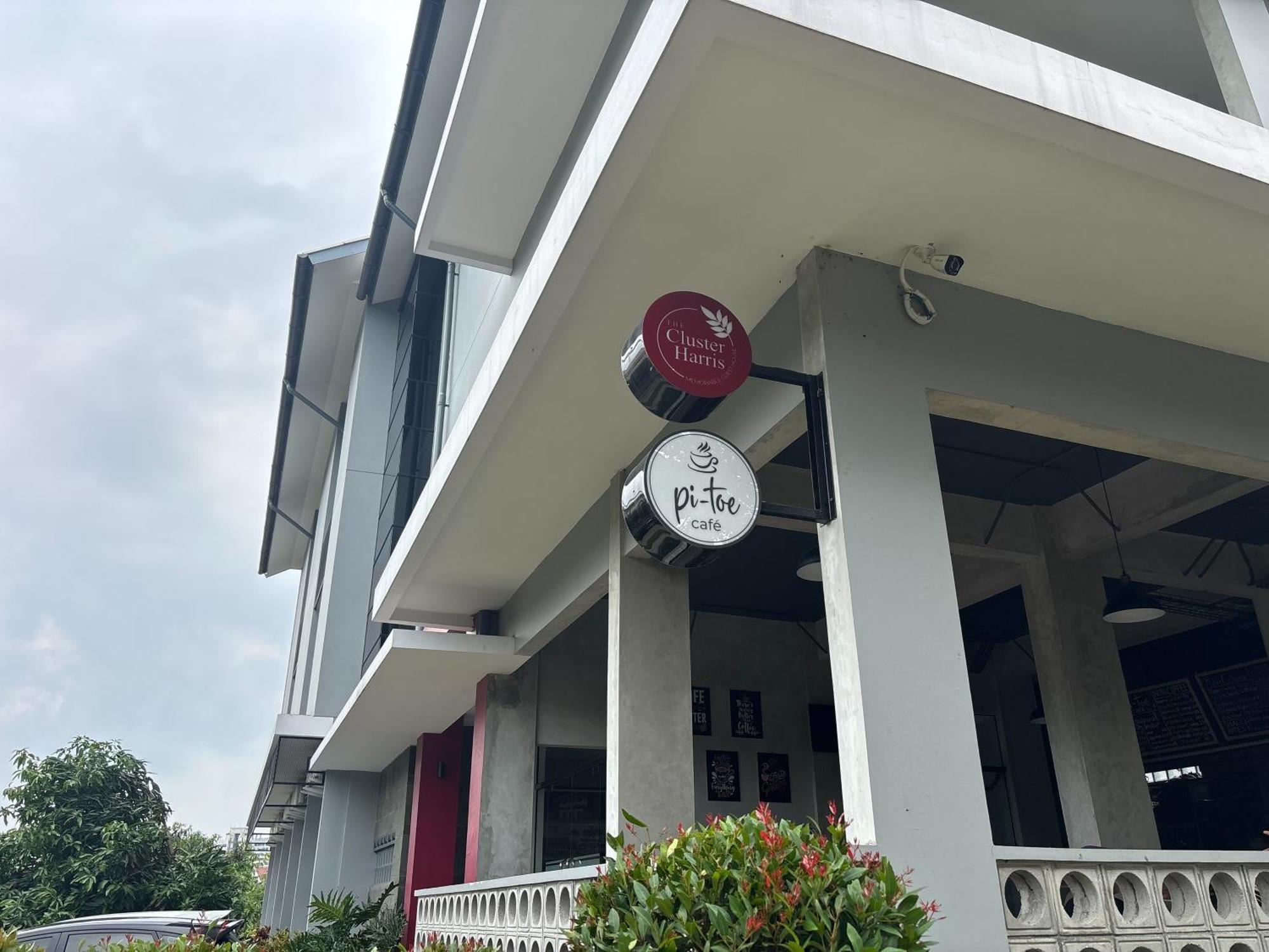 Bed and Breakfast The Cluster Harris Cimahi Esterno foto