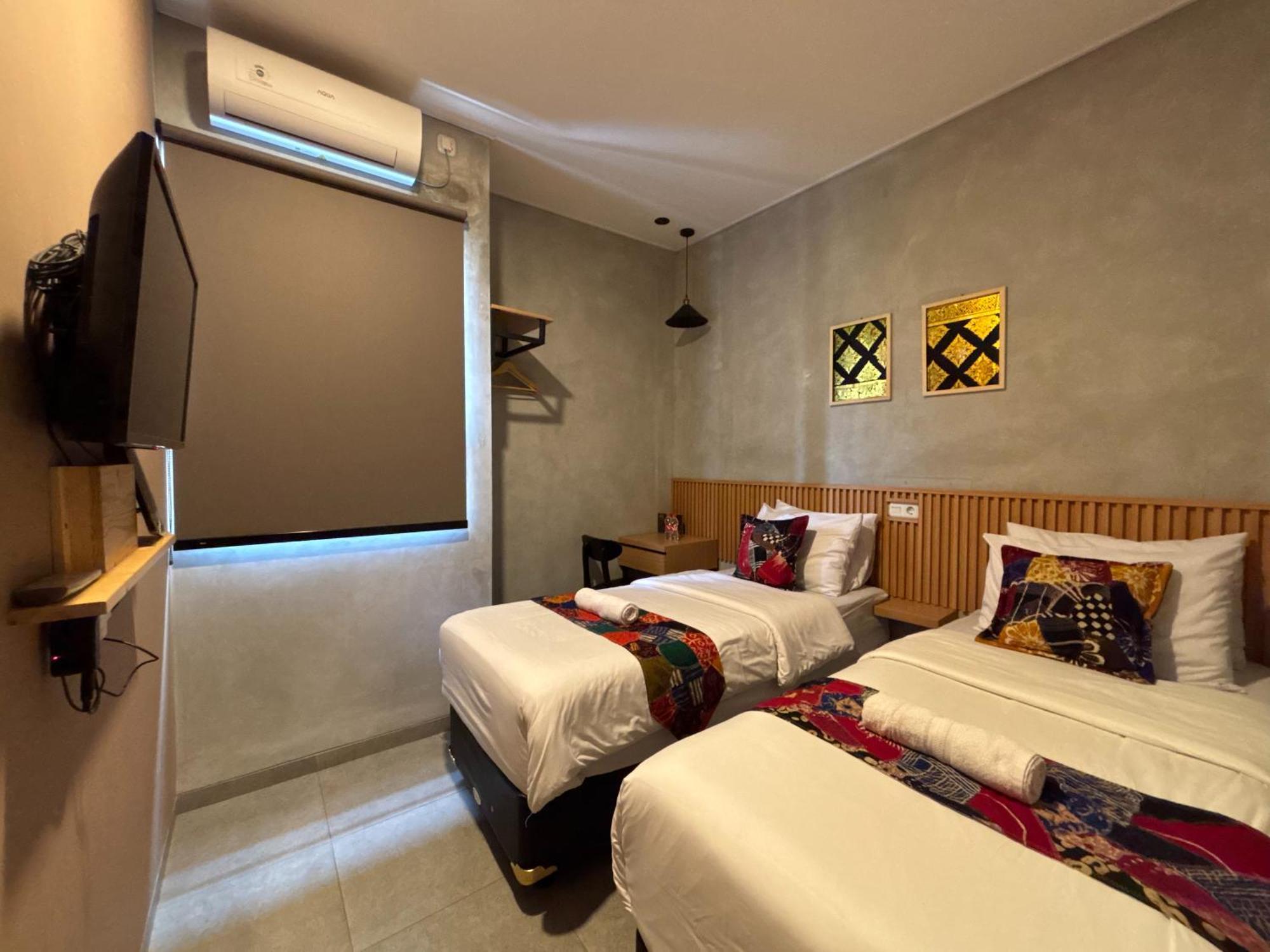 Bed and Breakfast The Cluster Harris Cimahi Esterno foto